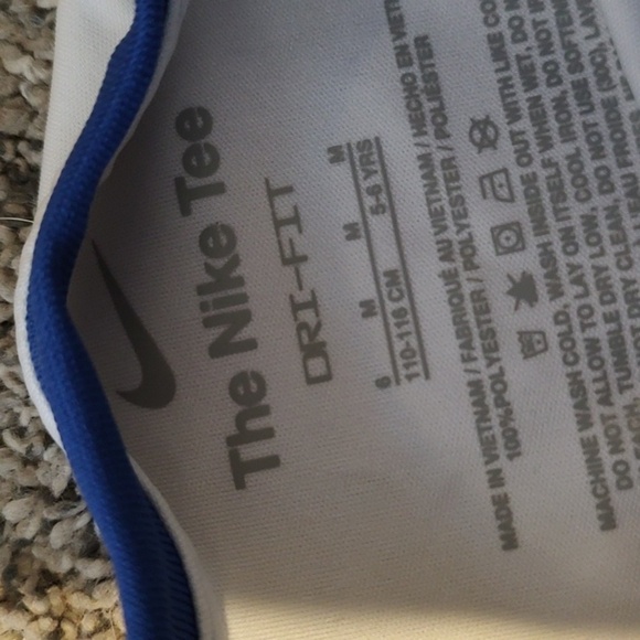 Boys Nike Dri-Fit Long Sleeve Tee - Picture 3 of 4